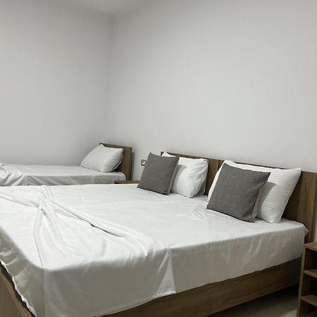 Guesthouse Osumi Μπεράτ Εξωτερικό φωτογραφία