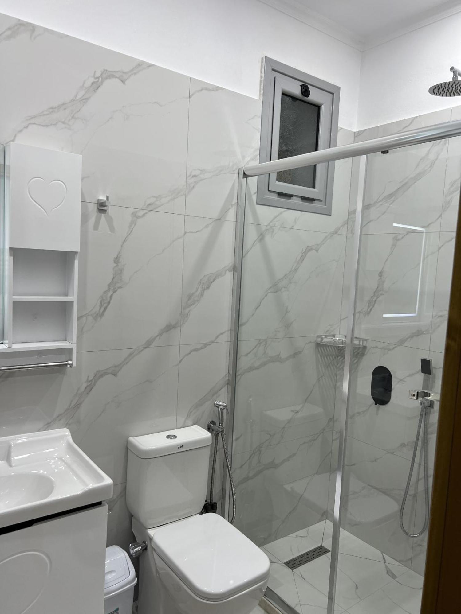 Guesthouse Osumi Μπεράτ Εξωτερικό φωτογραφία